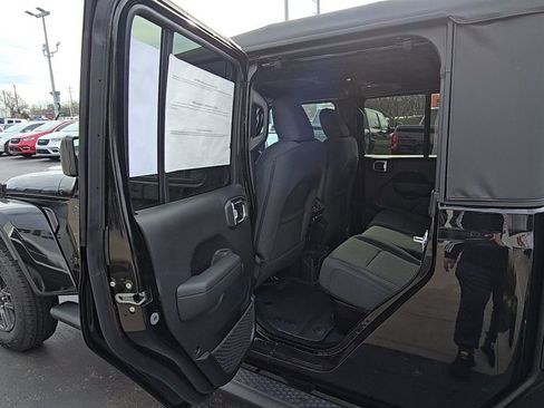 New 2026 Jeep Gladiator Sport image 15