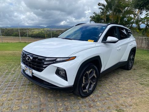 Certified 2023 Hyundai Tucson SEL AWD/4WD image 3