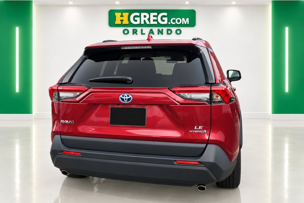 Used 2021 Toyota RAV4 LE w/ Carpet Mat Package (TMS) AWD/4WD image 8