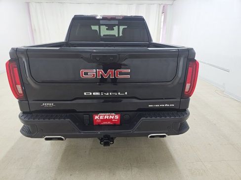 Used 2023 GMC Sierra 1500 Denali image 17