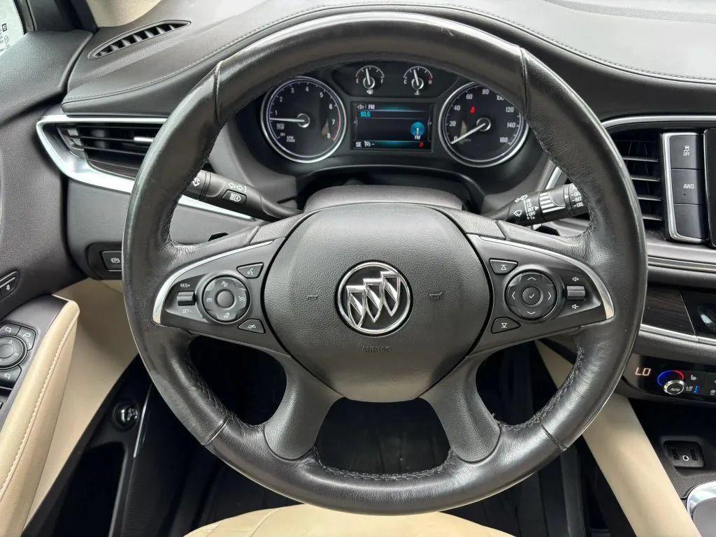 Used 2019 Buick Enclave Premium AWD/4WD image 22