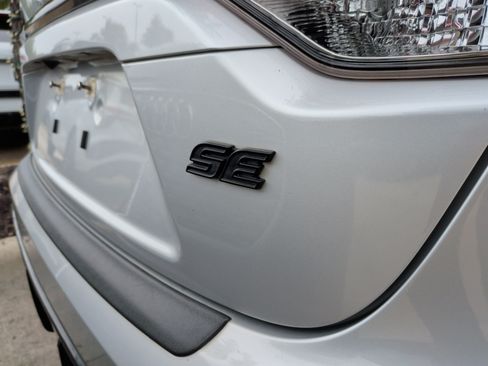 Used 2023 Toyota Corolla SE FWD image 36