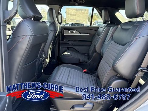 New 2026 Ford Explorer ST-Line w/ ST-Line Street Pack AWD/4WD image 12