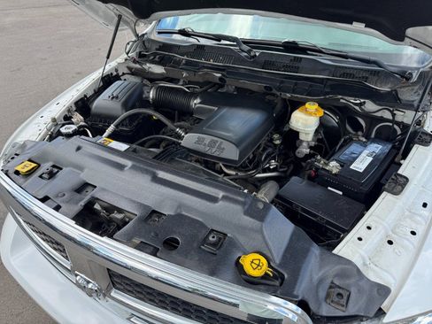 Used 2016 RAM 1500 Classic SLT w/ Luxury Group AWD/4WD image 22