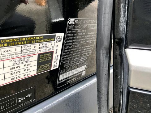 Used 2020 Land Rover Range Rover HSE image 37