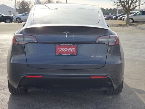 Used 2022 Tesla Model Y Performance image 23