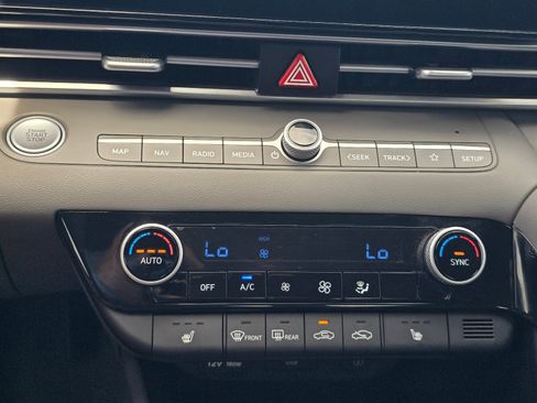 Certified 2023 Hyundai Elantra SEL w/ Convenience Package FWD image 20