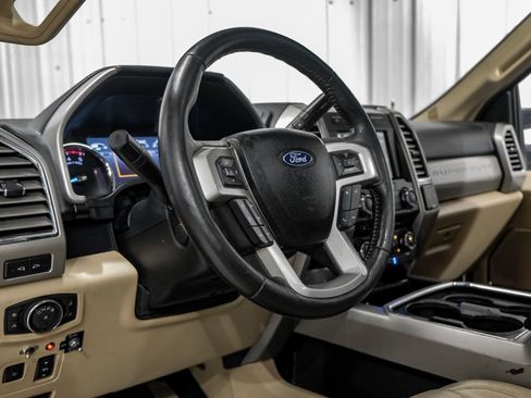 Used 2017 Ford F350 Lariat w/ Lariat Ultimate Package AWD/4WD image 14