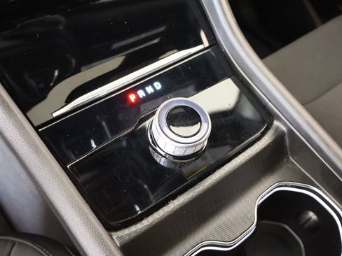 Used 2024 Jeep Grand Cherokee Laredo X image 7