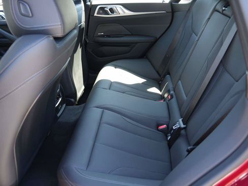 Used 2025 BMW M440i RWD image 11