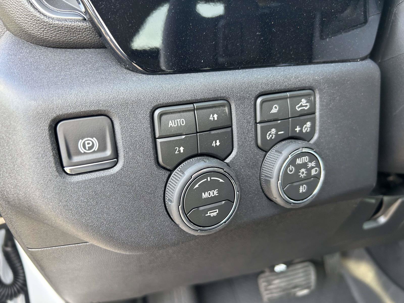 New 2026 Chevrolet Silverado 1500 RST AWD/4WD image 15