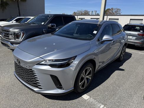 Certified 2025 Lexus RX 350 Premium w/ Accessory Package (Z1) image 4