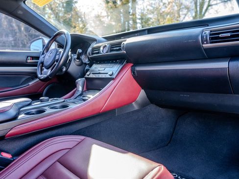 Used 2017 Lexus RC 200t F Sport image 31