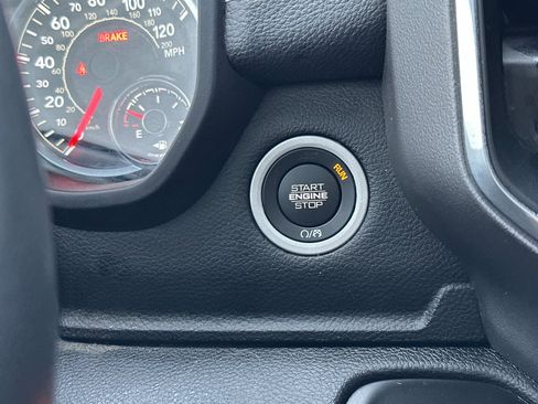 Used 2022 RAM 1500 Laramie image 22