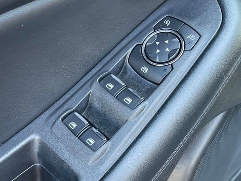 Used 2024 Ford Edge SEL image 16