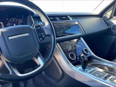 Used 2018 Land Rover Range Rover Sport HSE image 8