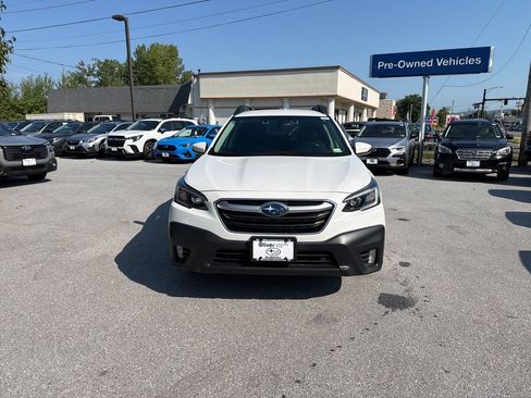 Used 2021 Subaru Outback Premium AWD/4WD image 4