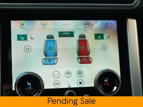 Used 2019 Land Rover Range Rover HSE image 17