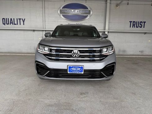 Used 2022 Volkswagen Atlas Cross Sport SEL Premium R-Line AWD/4WD image 5
