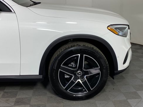 Used 2026 Mercedes-Benz GLC 300 4MATIC image 10