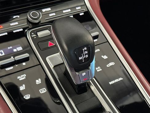 Used 2018 Porsche Panamera 4 AWD/4WD image 23