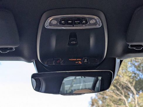 Used 2017 Volvo XC90 T6 Inscription w/ Vision Package image 25