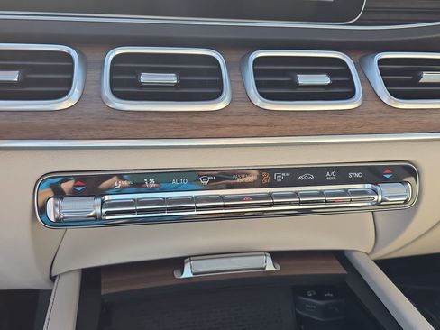 Certified 2023 Mercedes-Benz GLE 350 4MATIC image 24