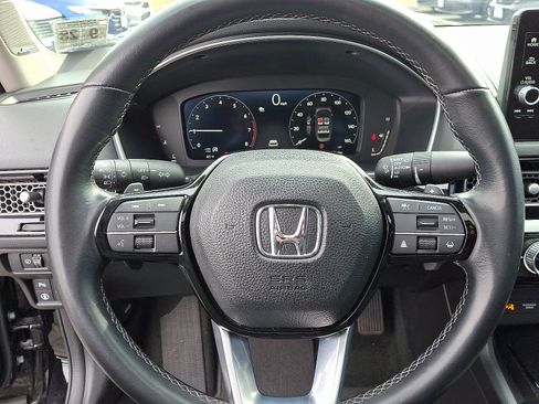 Used 2023 Honda Civic Touring image 25