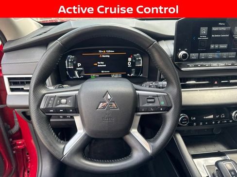 Used 2024 Mitsubishi Outlander 4WD Plug-In Hybrid image 11