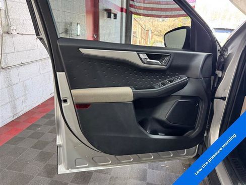 Used 2020 Ford Escape SE AWD/4WD image 8