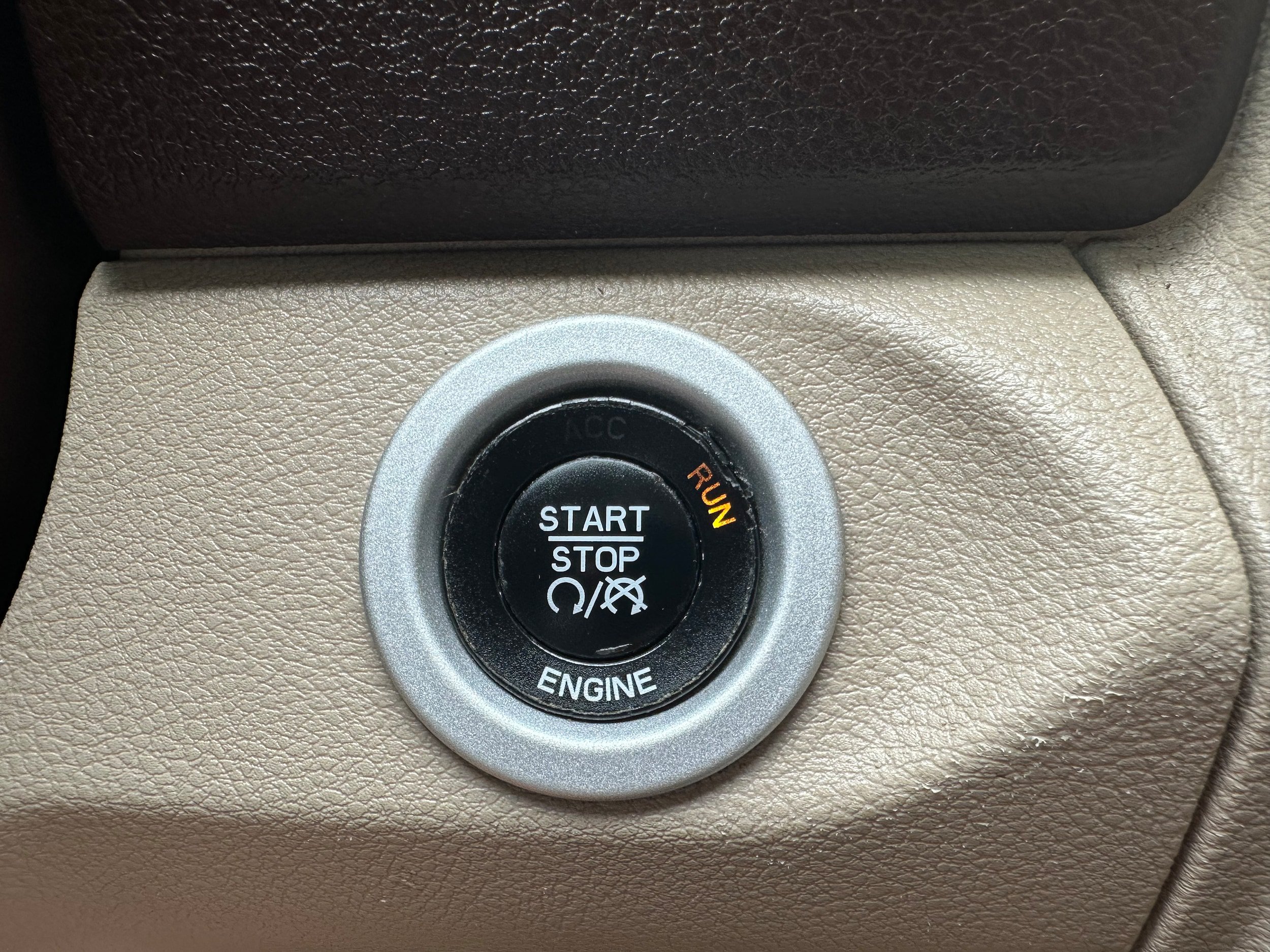 Used 2016 RAM 1500 Laramie w/ Convenience Group AWD/4WD image 22