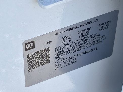 Used 2022 Chevrolet Malibu RS image 13