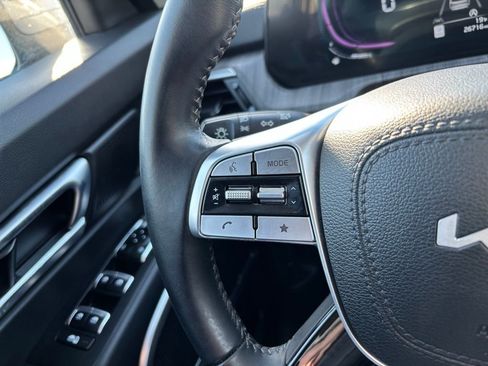 Used 2024 Kia Telluride EX w/ EX Captain's Chair Package image 43