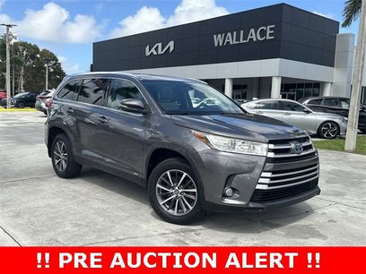 Used 2019 Toyota Highlander XLE