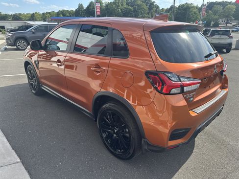 Used 2025 Mitsubishi Outlander Sport LE AWD/4WD image 6
