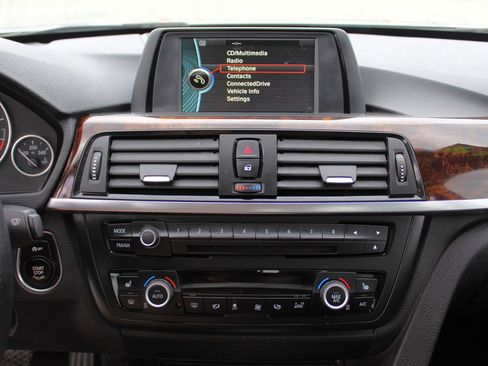 Used 2014 BMW 328i xDrive XI SULEV image 17