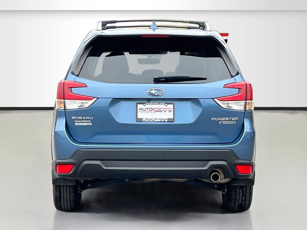 Used 2023 Subaru Forester Touring AWD/4WD image 6