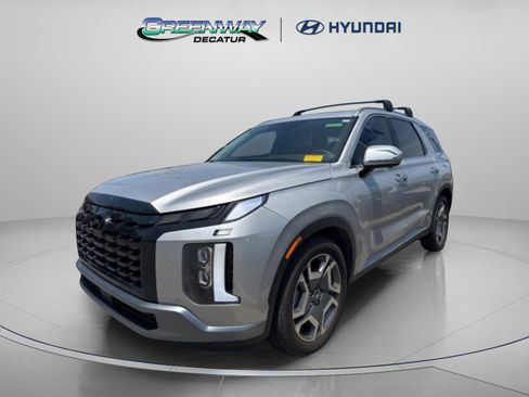 Used 2025 Hyundai Palisade SEL FWD image 3