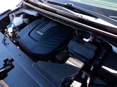 Used 2018 Kia Sedona L image 50