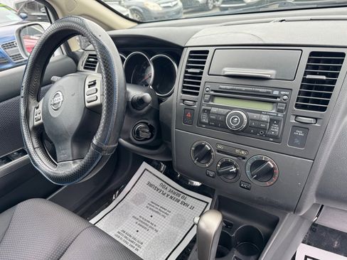 Used 2007 Nissan Versa S w/ Convenience Pkg image 12