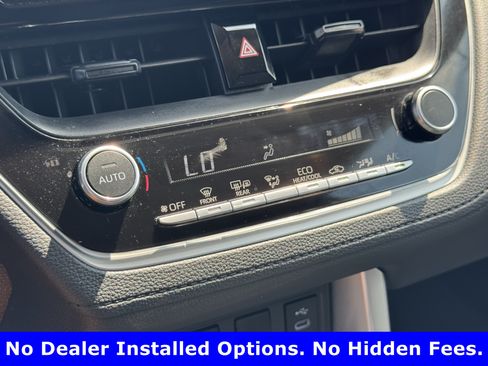 Used 2025 Toyota Corolla Cross LE FWD image 18