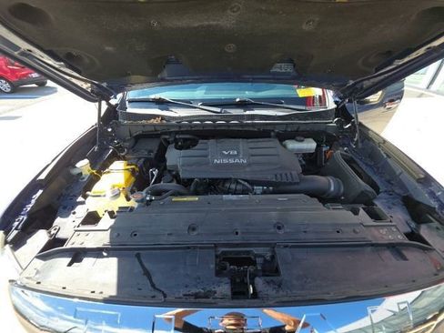 Used 2017 Nissan Titan Platinum Reserve image 29