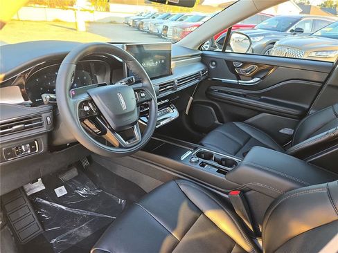 New 2026 Lincoln Corsair Reserve FWD image 12
