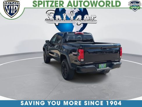 Used 2024 Chevrolet Colorado Trail Boss w/ Technology Package AWD/4WD image 8