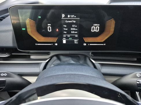 New 2026 Kia Carnival EX image 19