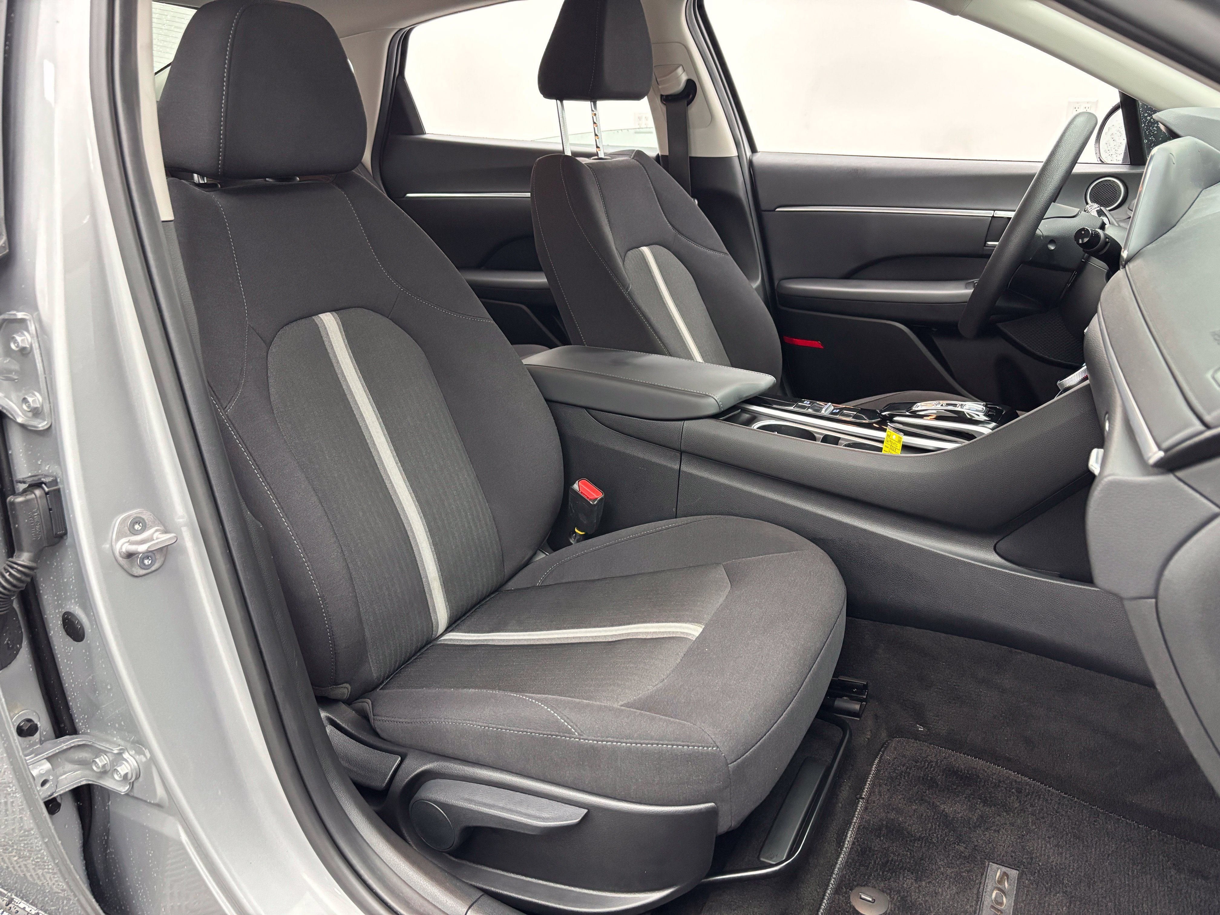 Used 2023 Hyundai Sonata SEL FWD image 33