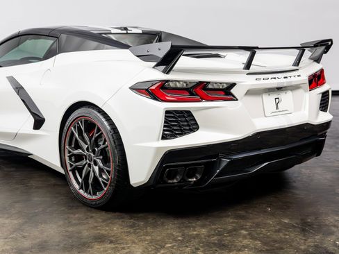 Used 2023 Chevrolet Corvette Stingray Premium Conv RWD image 17