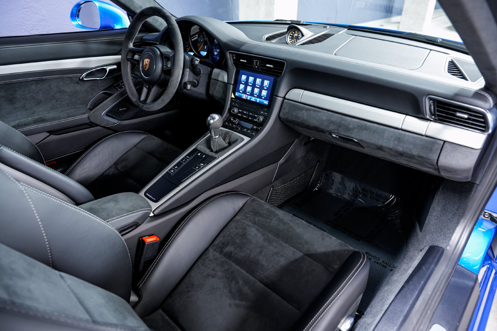 Used 2018 Porsche 911 GT3 RWD image 28