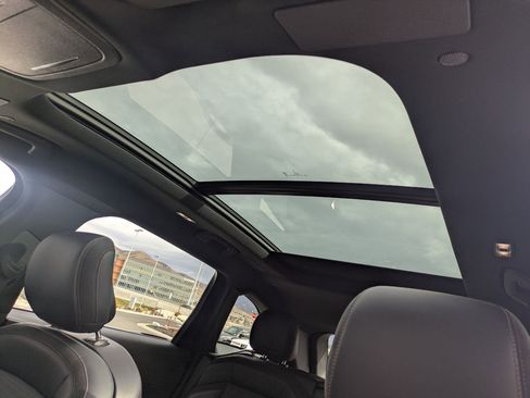 Used 2024 Lincoln Nautilus Reserve w/ Equipment Group 203A image 21