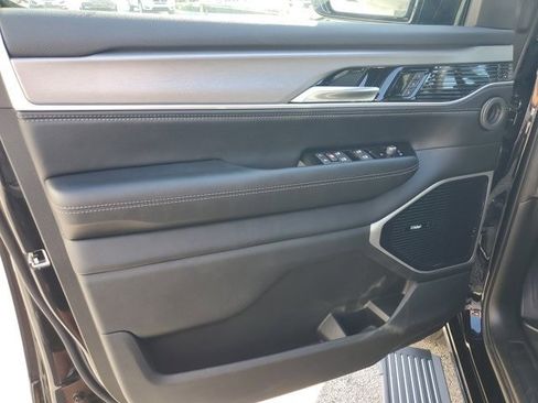 New 2026 Jeep Grand Wagoneer L Limited image 11